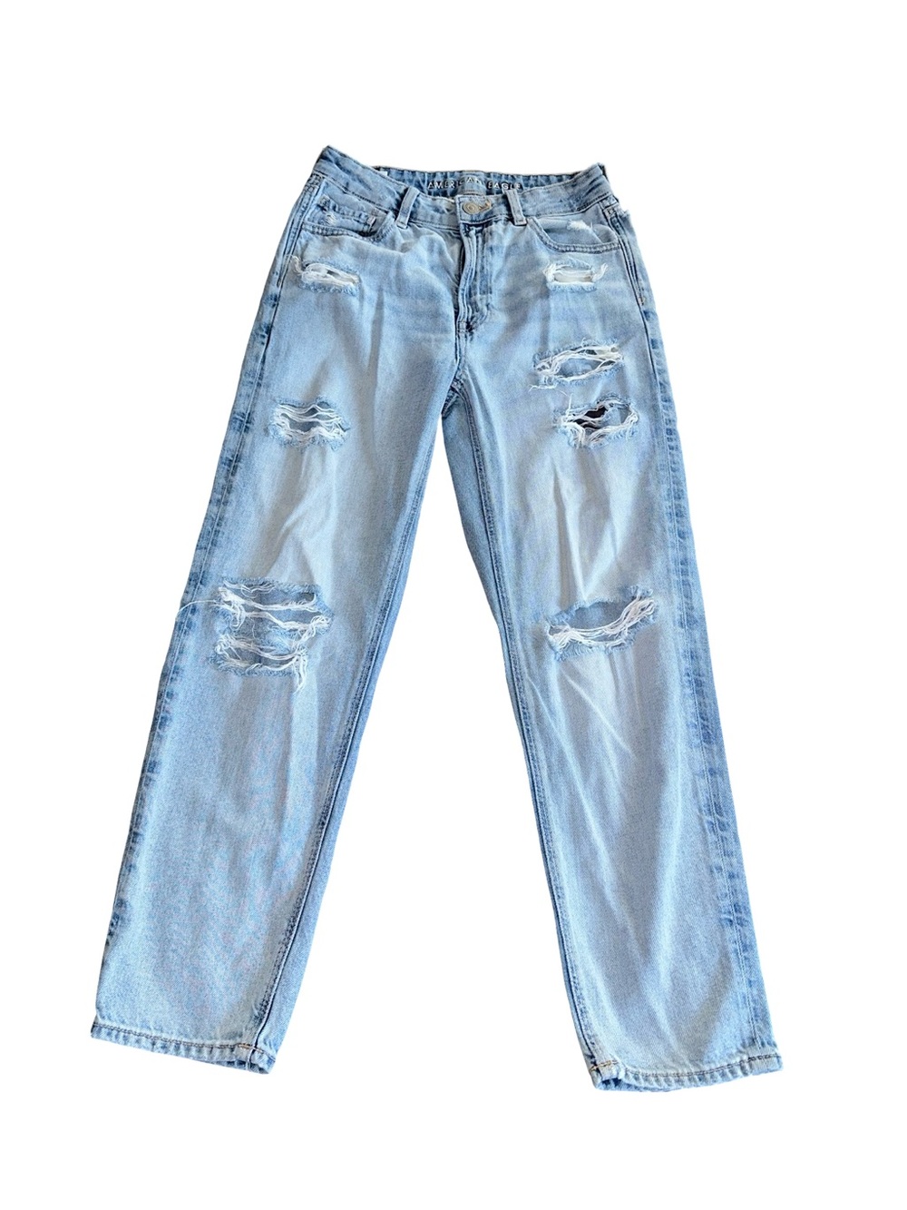 American Eagle Outfitters Light Blue Distressed Boyfriend Jeans